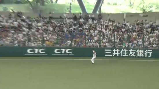 ２回表３宮崎センターフライ (3)