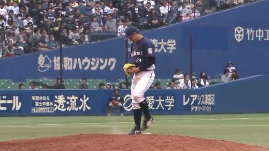 ７回裏１小石