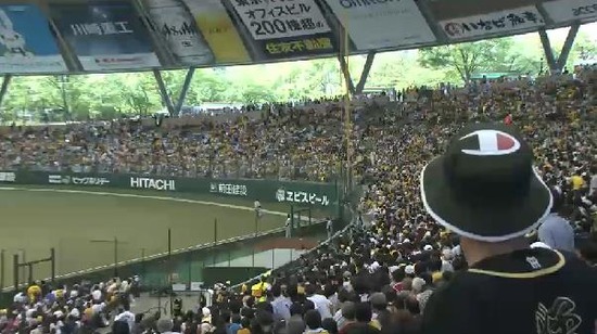 ７回裏２炭谷２ベース３塁２塁 (1)