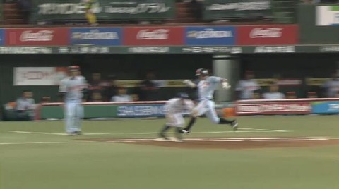 3回表2バントヒット