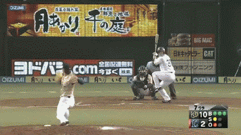 ７回裏１岡田HR (1)