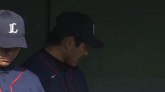 ９回裏３中村三振試合終了 (3)