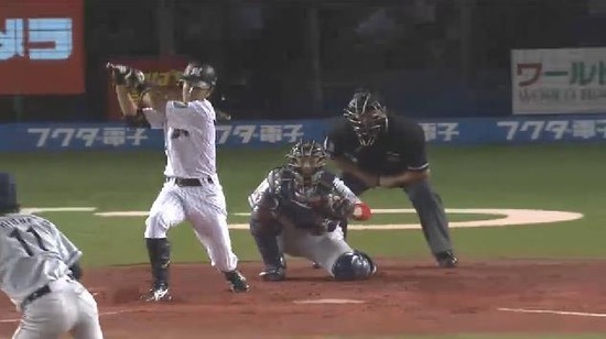 ６回裏３三振 (2)