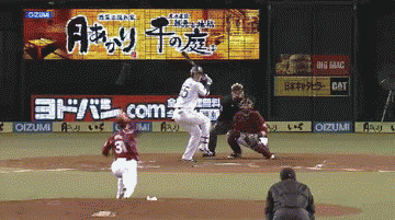 3回裏3秋山2ベース3塁2塁 (1)