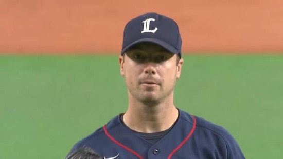 ８回裏３中田敬遠１塁２塁 (1)