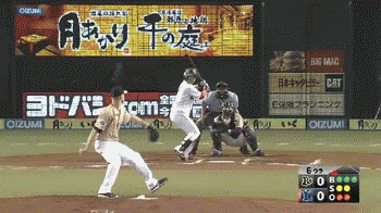 ６回裏２ツーアウト３塁脇谷タイムリー (1)