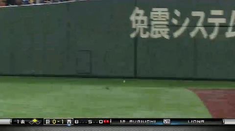 １回表１おかわりタイムリー２ベース (4)