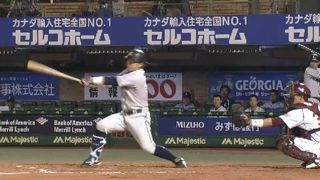 ８回表２森２点タイムリー (3)