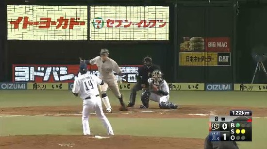 8回表2糸井カーブで三振 (1)