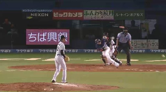 5回表2浅村ショートゴロ (1)