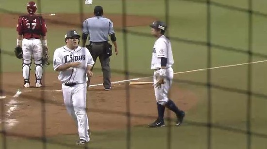 1回裏3森2点タイムリー2ベース (3)