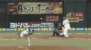 ３回裏３中村２ラン (1)