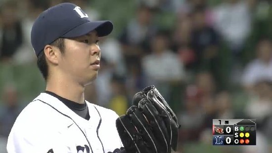 １回表１丁寧なピッチング無失点 (1)