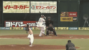 9回裏2秋山ヒット送球ミス1点 (1)