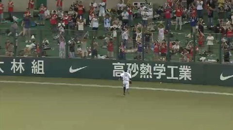 3回表1中村タイムリー2ベース (3)