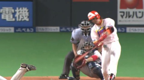 3回裏3陽逆転3ラン (3)