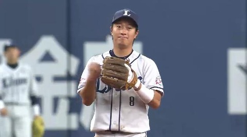 4回裏4渡辺ファインプレー (1)