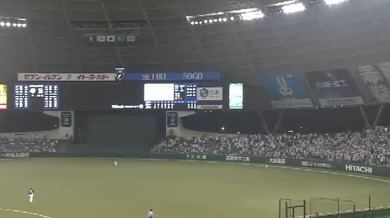 ７回表２角中タイムリー３ベース (4)