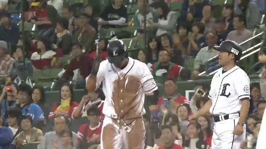 7回裏1浅村内野安打 (1)