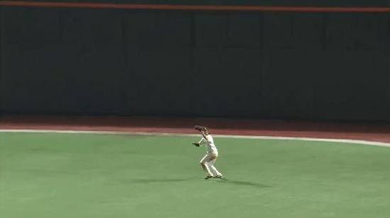 ４回表７浅村犠牲フラい (1)