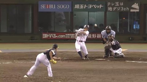 5回裏1秋山4打席連続ヒット