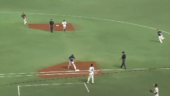11回裏４明石ファーストゴロ (2)