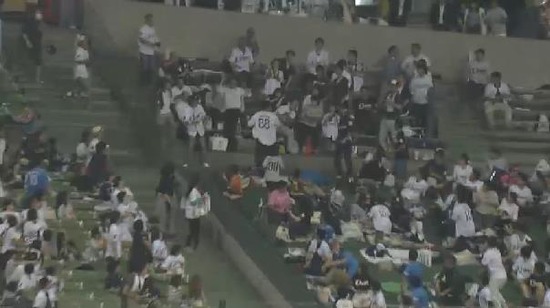 5回表1山田2ラン (4)