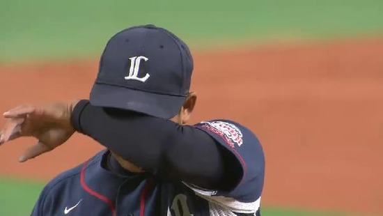 2回裏５中島フォアボール押し出し (2)