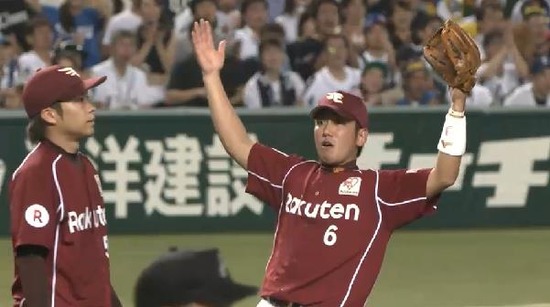 ５回裏１外崎内野安打 (4)