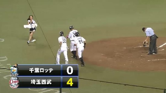 ３回裏３秋山３ラン (5)