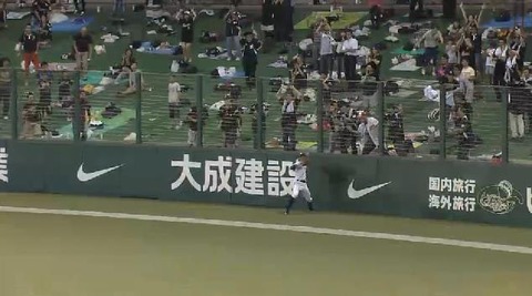 １２回表４福浦タイムリー２ベース (4)