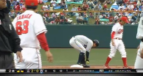 ２回表メヒアヒット、浅村ヒットとロサリオエラー