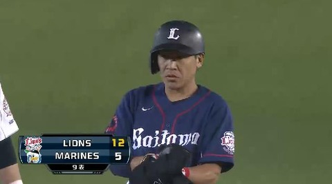 9回表5脇谷タイムリー (1)
