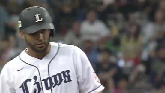 ２回裏５メヒア２点タイムリー (3)