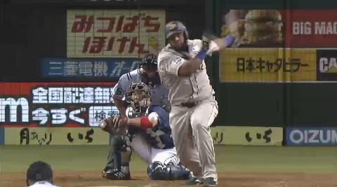 ８回表２ペーニャタイムリー (2)