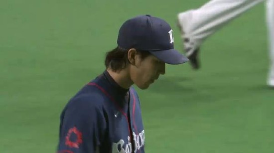 ７回裏３中田センターフライ (3)