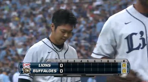 1回裏4ペーニャフライアウト (3)