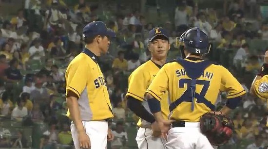 ２回表４高谷タイムリー (1)