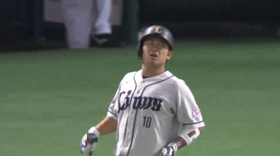 9回表4森レフトフライ (4)