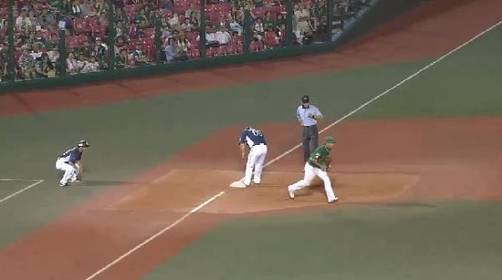 ９回表２中村斉藤連打、メヒア２点タイムリー (2)