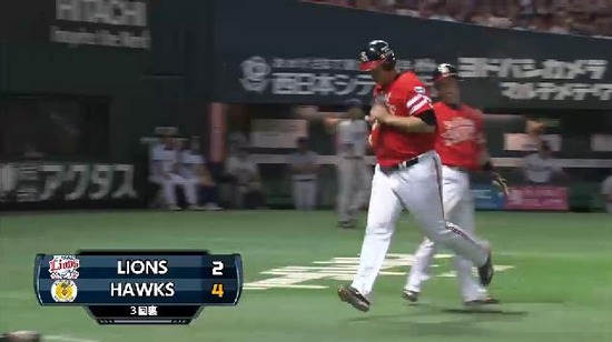 3回裏3松田犠牲フライ (1)