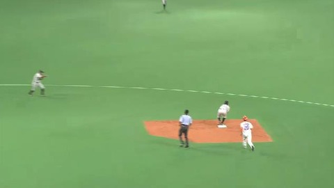 ３回裏３陽ショートゴロ (3)