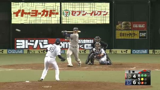 8回表6岡田セカンドゴロ1点 (1)