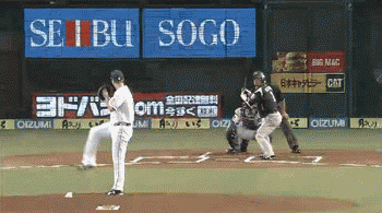 1回表2清田ストレートで三振 (1)