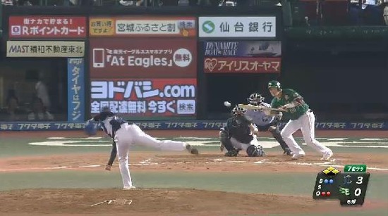 ７回裏６山崎セーフティスクイズ増田ホームアウト (1)