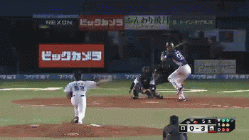 5回表1メヒア2ラン (1)