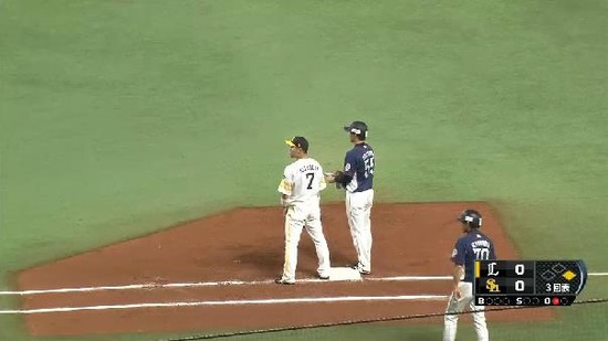 ３回表３秋山フォアボール