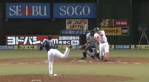 ３回裏１炭谷HOR (5)