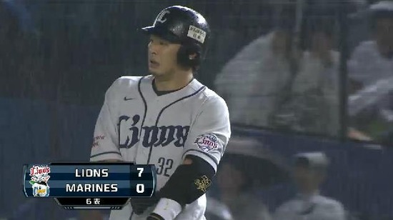 ６回表１浅村タイムリー (1)