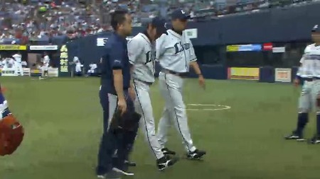 ３回裏１駿太四球豊田怪我 (5)